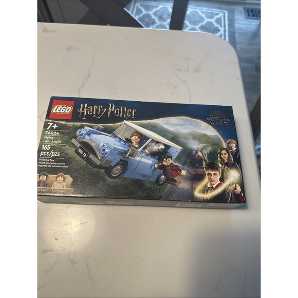 Other - LEGO Harry Potter Flying Ford Anglia Car Toy Set w/ 2 Minifigures
